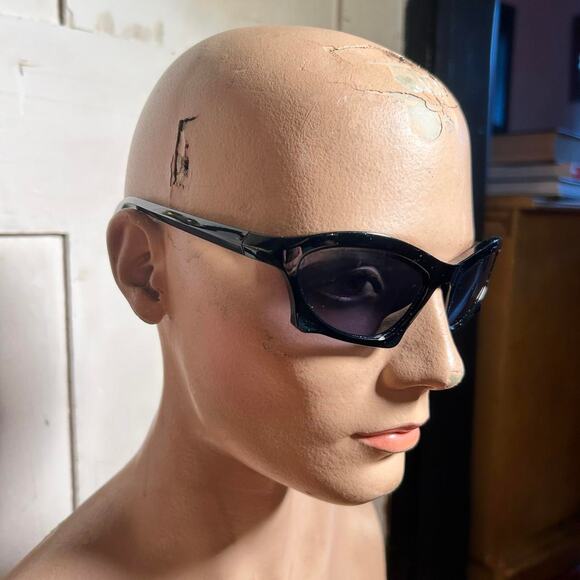 Cool sport trendy wrap around - Picture 3 of 4